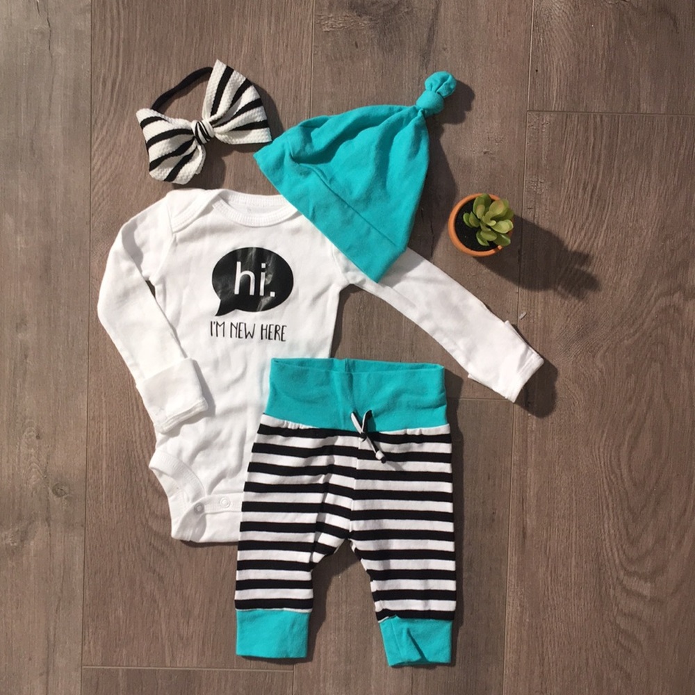 Gender neutral coming home outfit